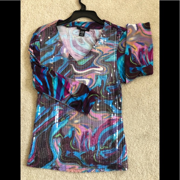 Kaktus clear sequin, multi color top. - Picture 2 of 5